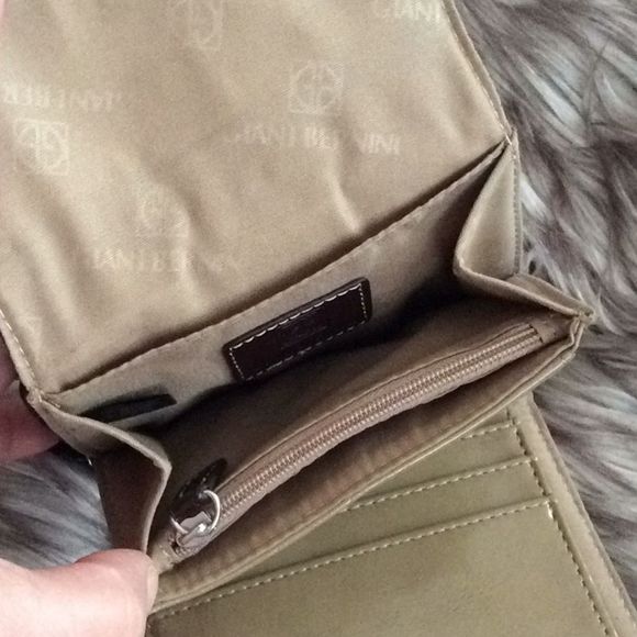 💞GIANI BERNINI💞wallet - Picture 6 of 8